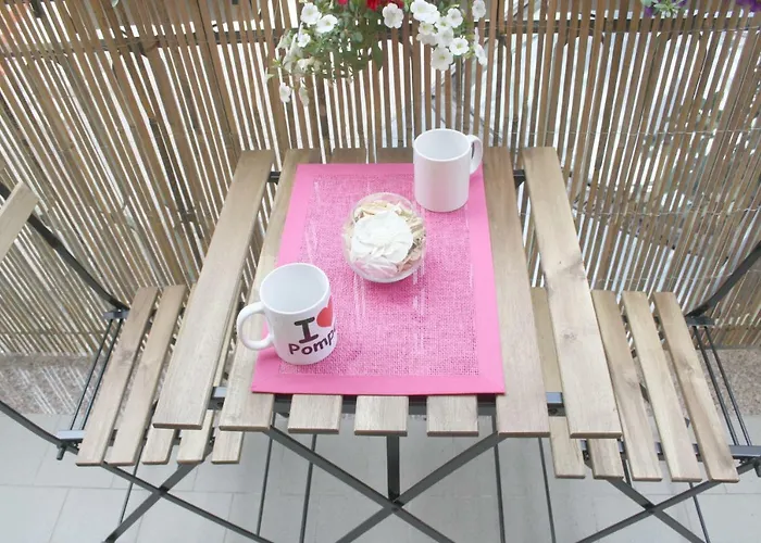 Life Bed and breakfast 4*